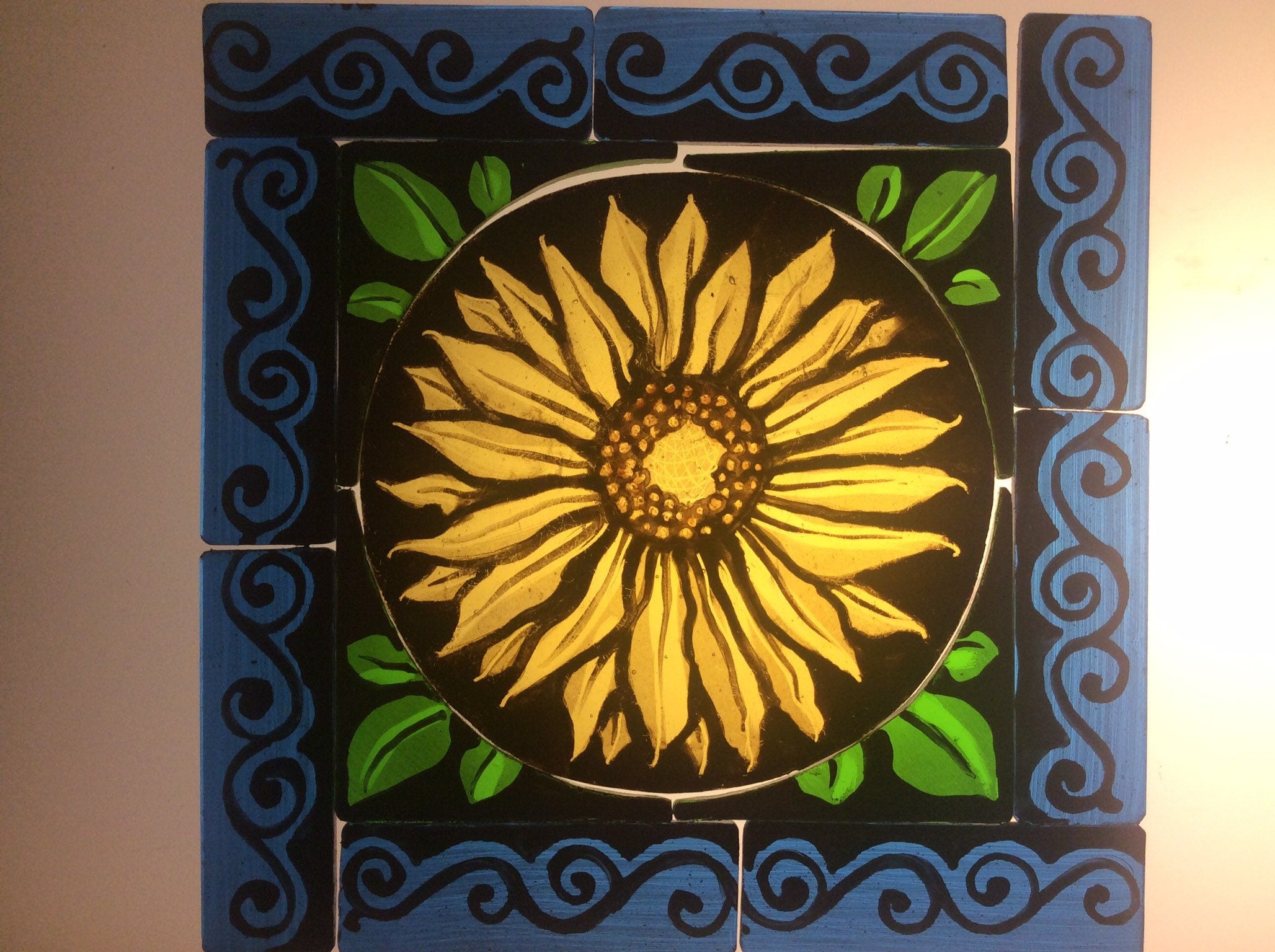 Vibrant Sunflower Glass Suncatcher - Home Decor for Window